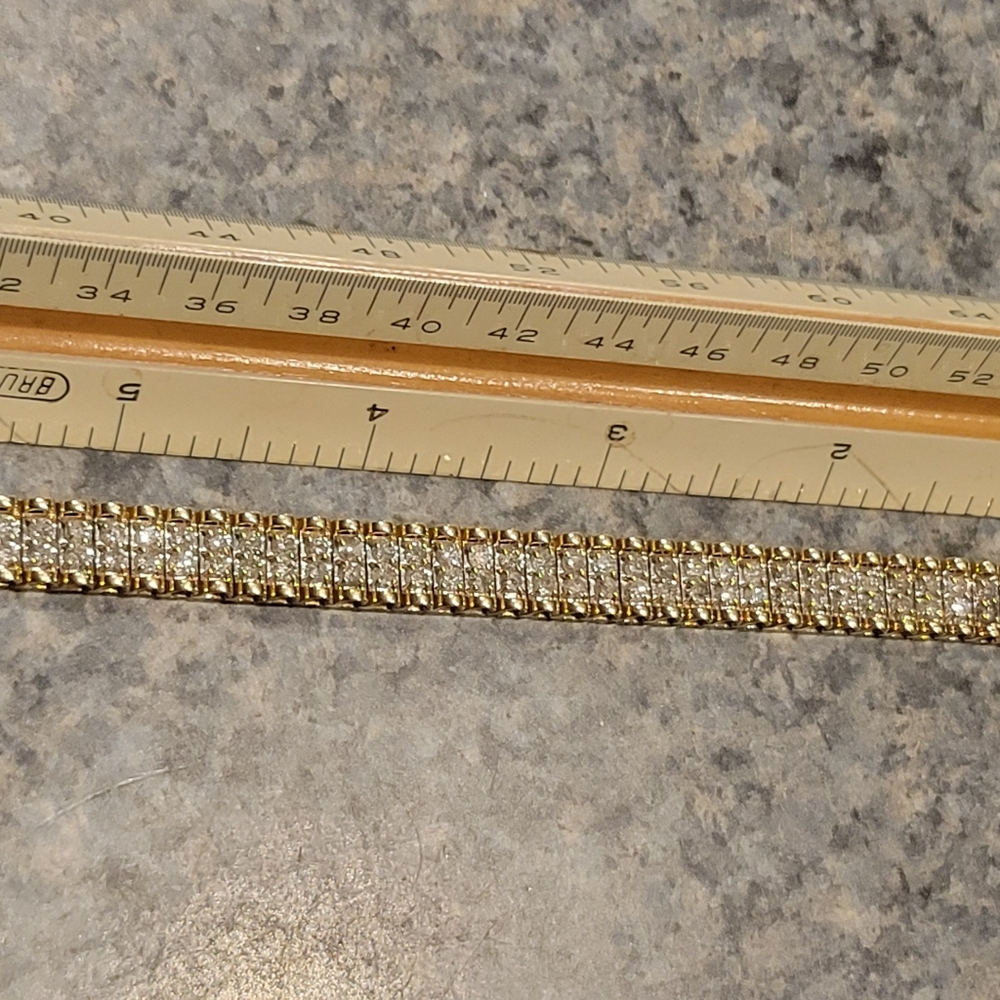Genuine Diamond,  10k Gold, 7",  Women's Bracelet - Picture 3 of 16